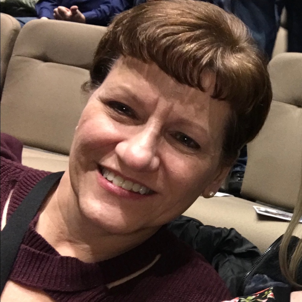 Meet your Posher, Jennifer